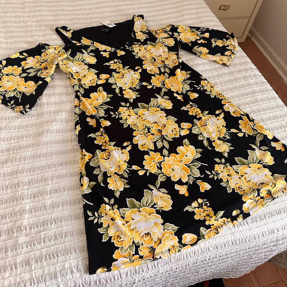 NWT cold shoulder shift dress black and yellow sz16